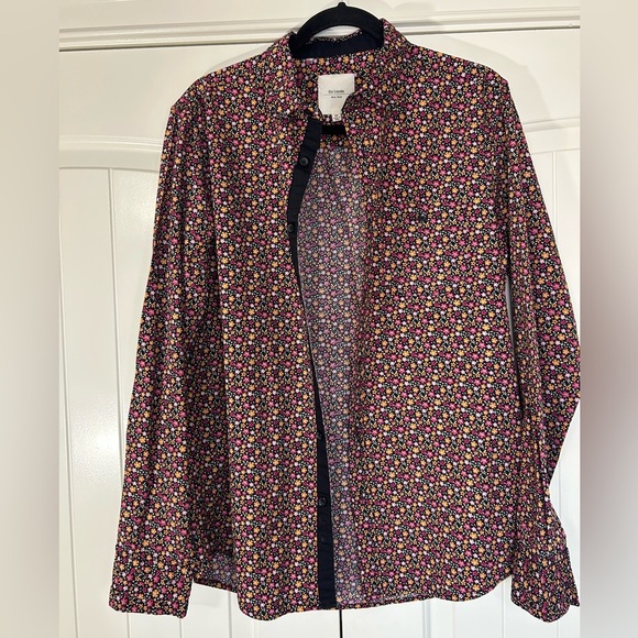 Six Lincoln New York Black/Floral Button Down. Size Medium. Wear to Work. Spring - Picture 1 of 8